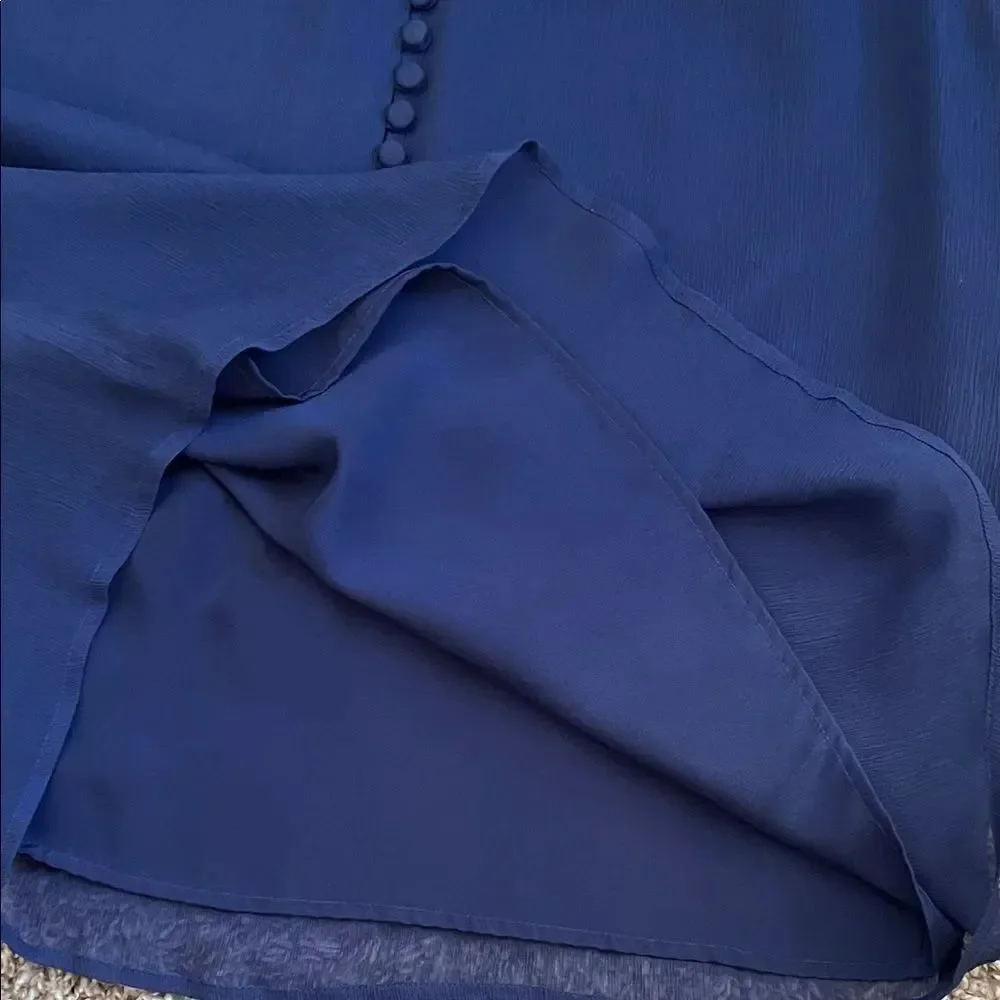 Like New! J. Crew 100% Silk Navy Sleeveless Blouse in Size 6